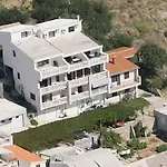Lägenhet In With Sea View, Balcony, Air Conditioning, Wifi 3340-2